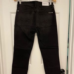 NWT 7FAM Karah skinny crop black, size 30
